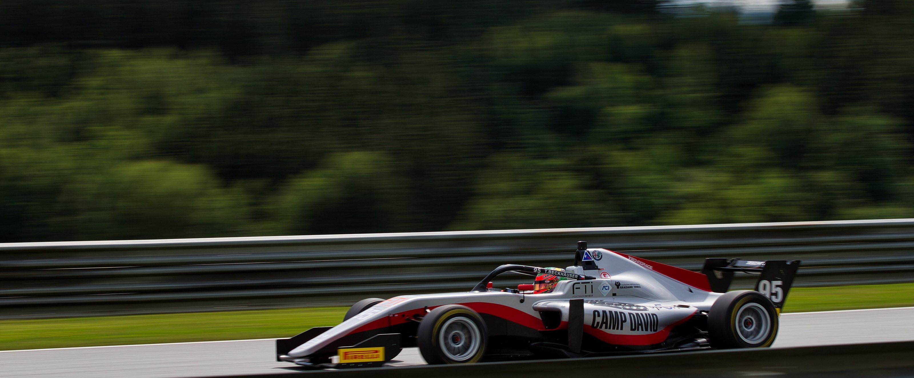 Tom Beckhäuser on track in a Formula car